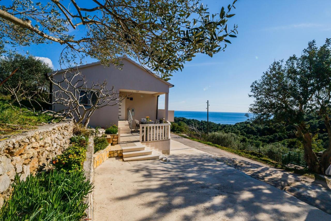 Villa Luana Vis