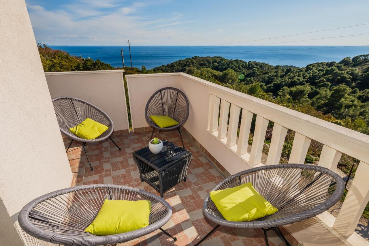 Luana Villa